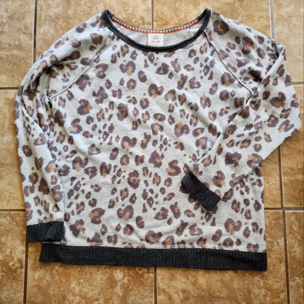 Women's Leopard Sweater